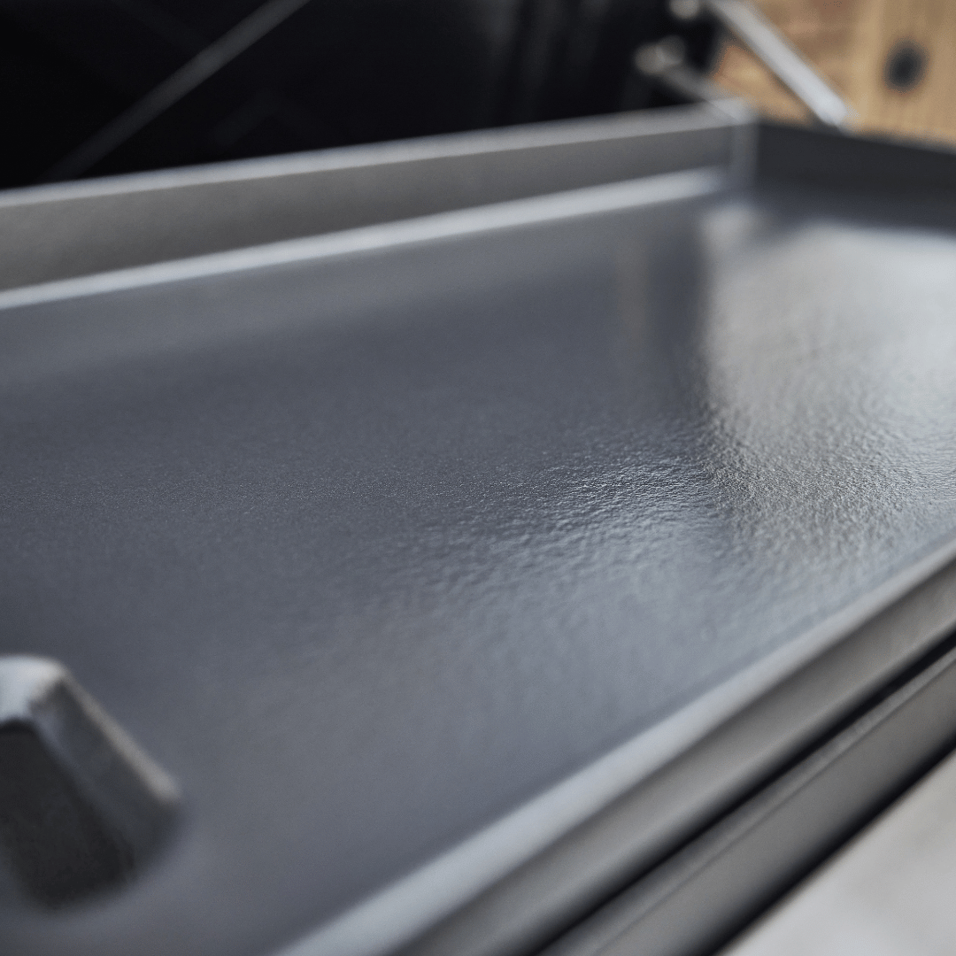 Weber® Slate™ 3 Burner Griddle (30") LPG - Barbeques and More