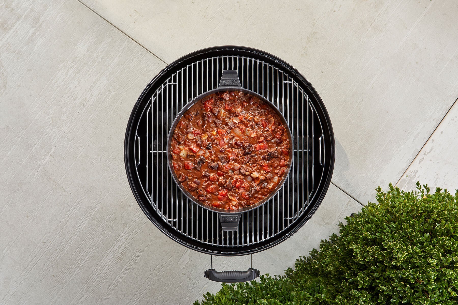 Weber Dutch Oven Suit GBS Kettle & BBQ - Barbeques and More