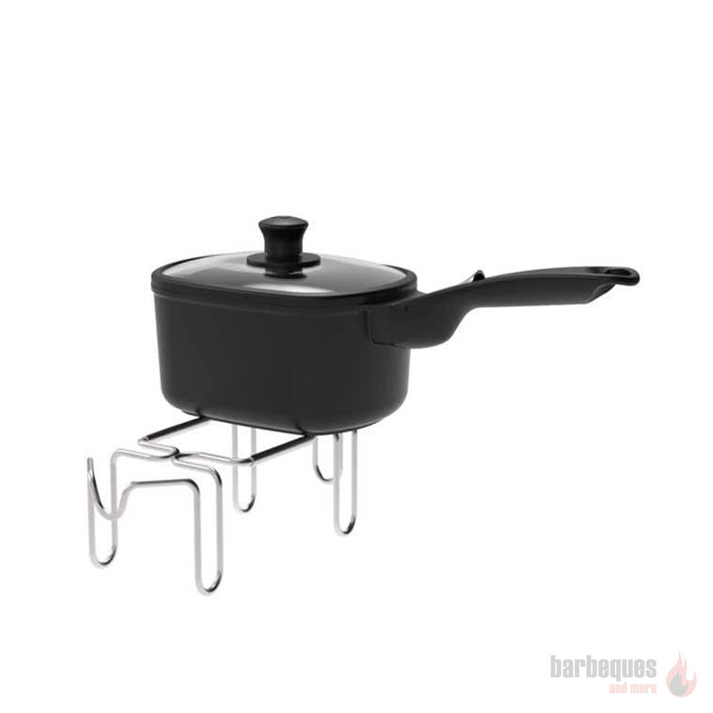 Baby Q Saucepan & Trivet