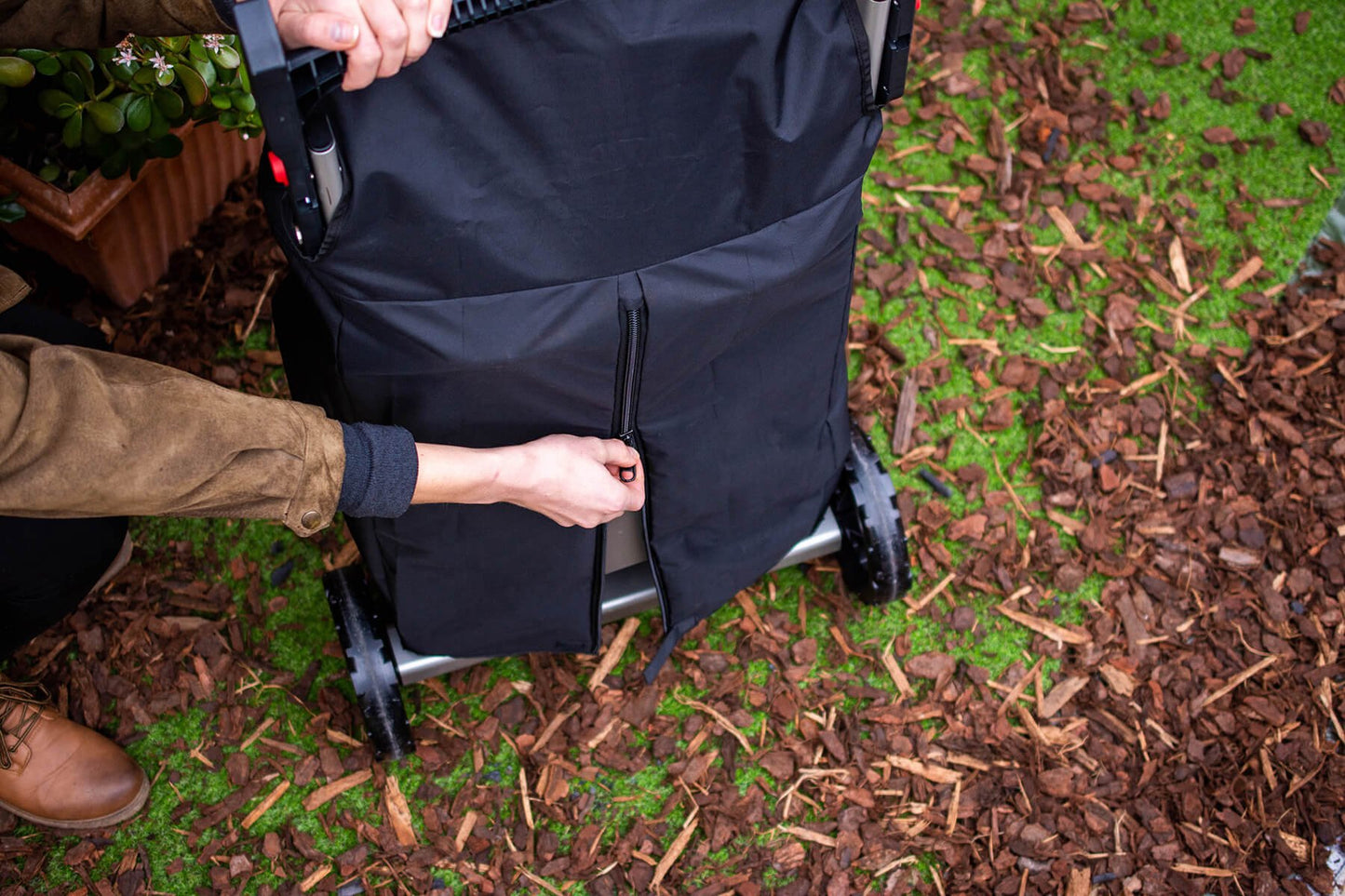 Weber Traveler Compact Cover - Barbeques and More